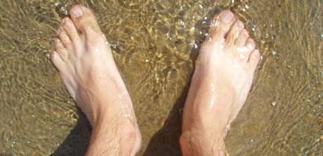 Füße im Meer